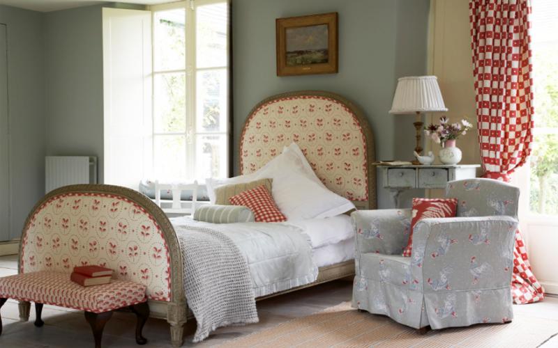 Vanessa Arbuthnott uses organic cotton and linen fabrics